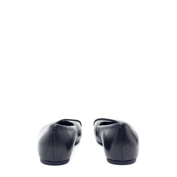G34 Square – Black pleated ballerina  